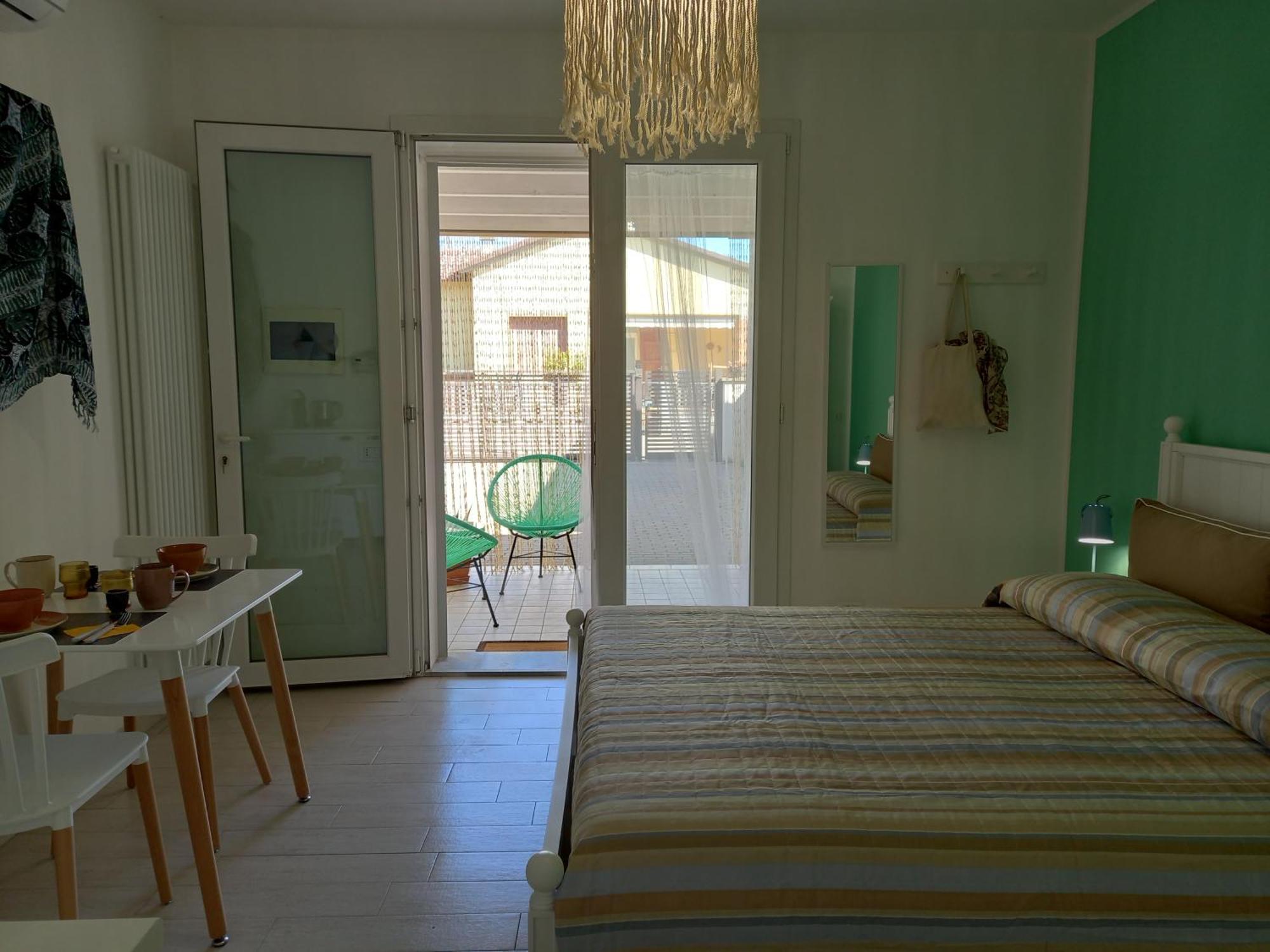 B&B La Stanza Del Borgo Cervia Exterior photo